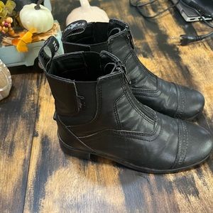 Girls Equestrian riding boots